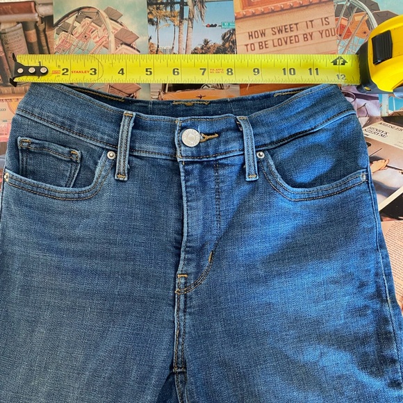 Levi high waisted skinny Jean - Picture 4 of 5